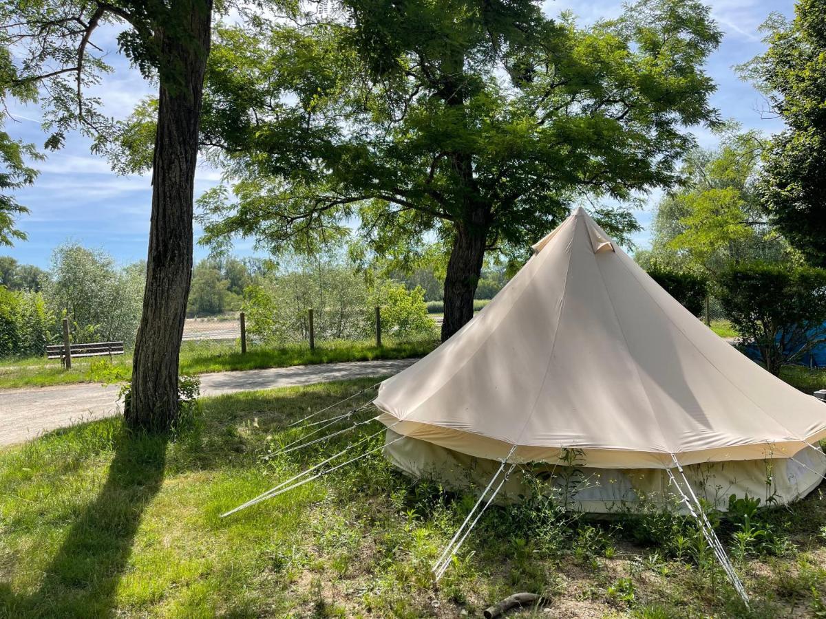 Camping Les Portes De Sancerre Saint-Satur Exteriör bild